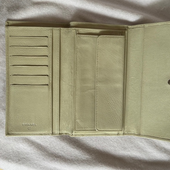 Auth, Chanel Leather off white Long Wallet - Good used condition - Picture 11 of 14
